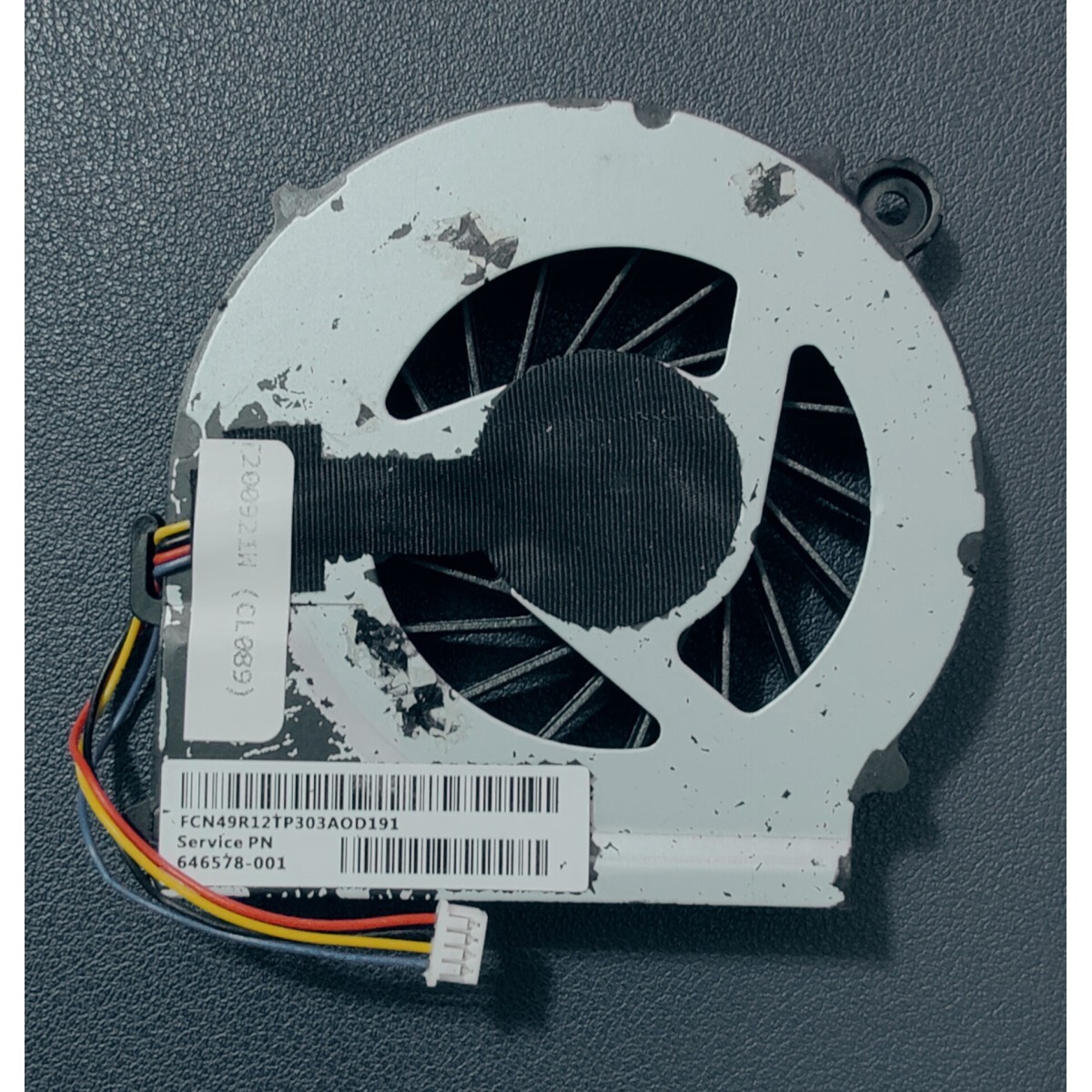 Cooler para notebook Hp 1000 Séries 4 Vias com avarias estéticas, 