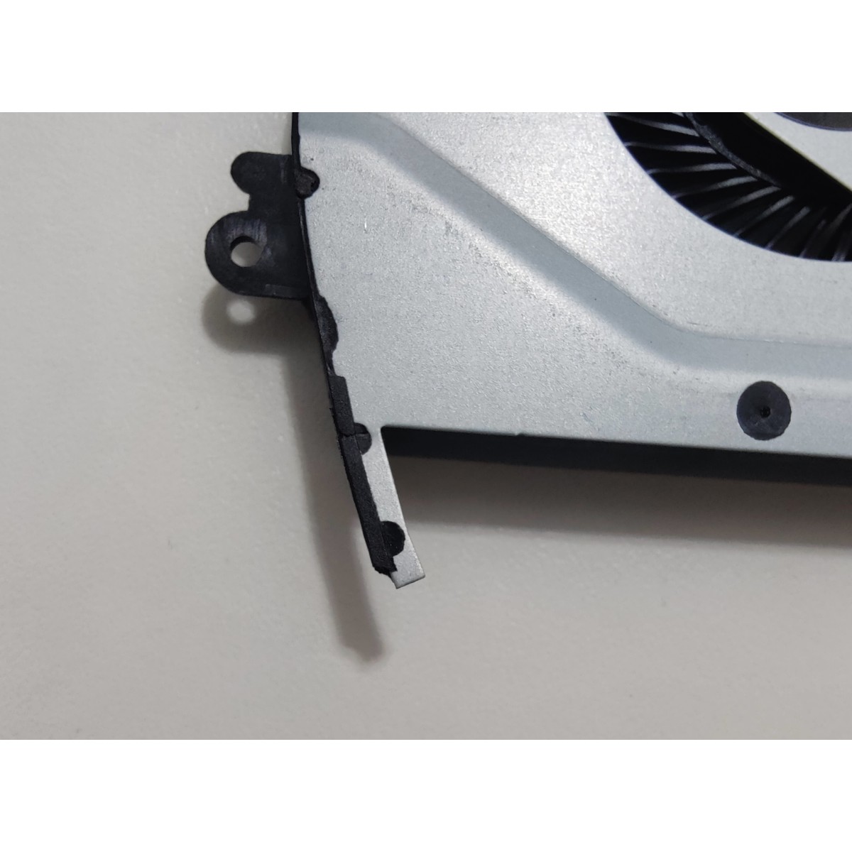 Cooler Fan Ventoinha para ASUS X556 X556U X556UQ A556U X556UB