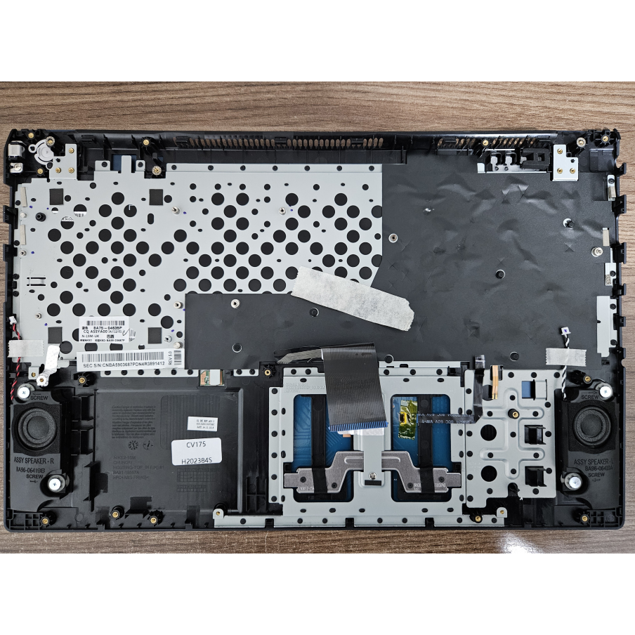 Base com teclado para Samsung NP780Z5E Com pequena avaria ESPEC019