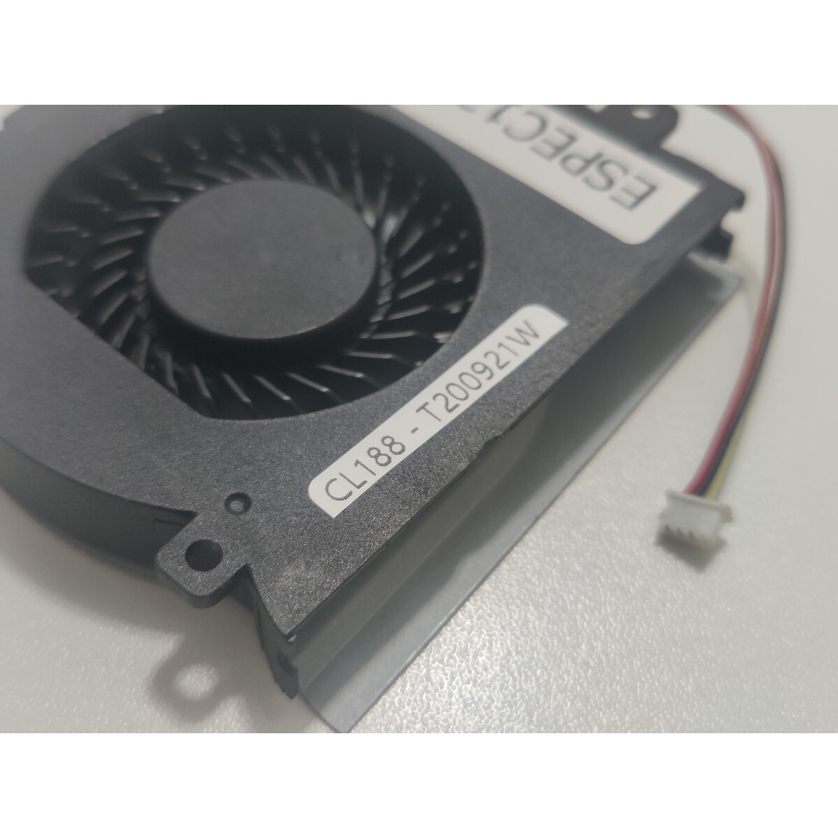 Cooler para notebook Samsung Ksb0705ha-cj28 Np270e5g-kdwbr Np270e5e-kd1br ESPEC134, 