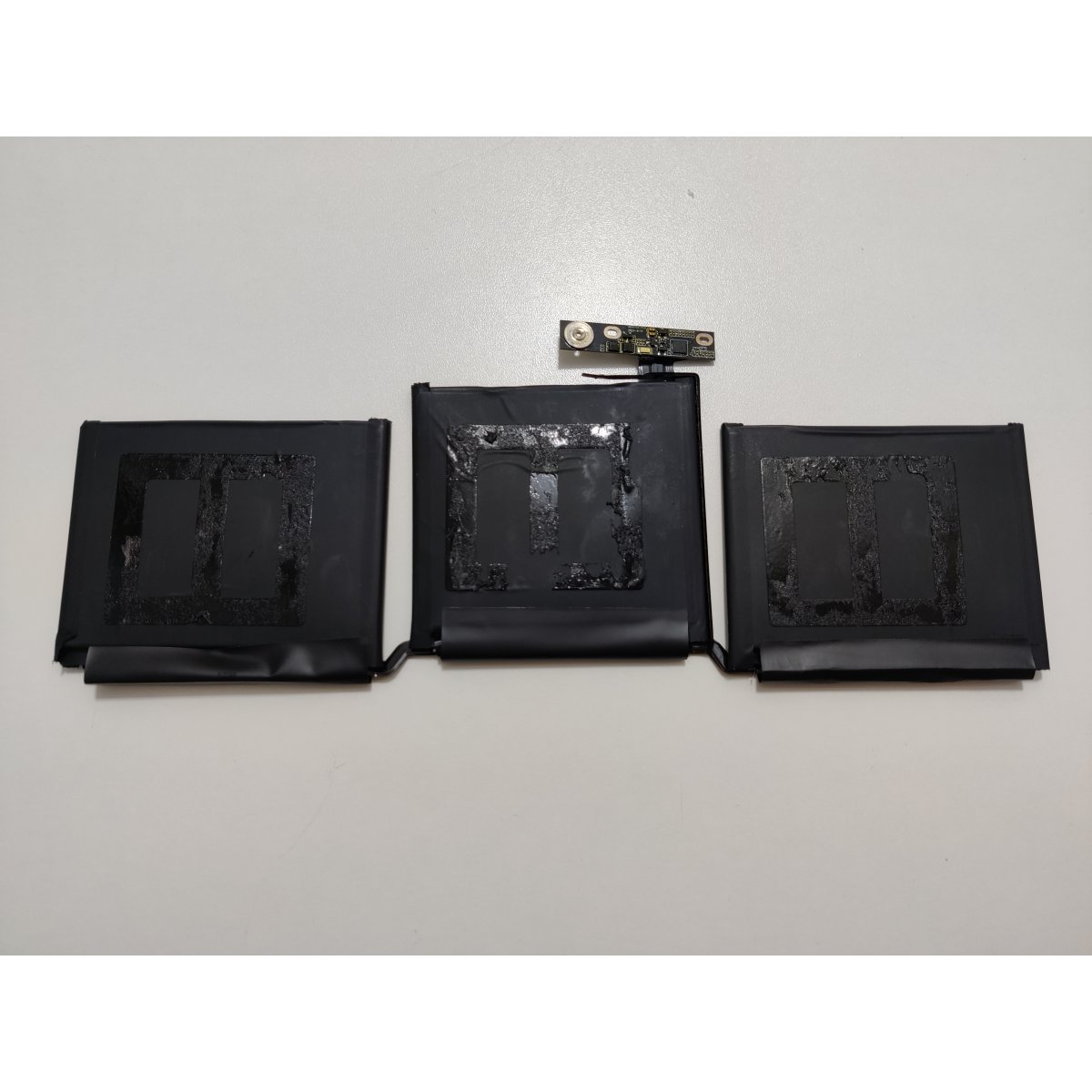 Bateria Para Macbook Pro 13 A2159, A2289, A2338 ESPEC142 Com detalhes esteticos, 