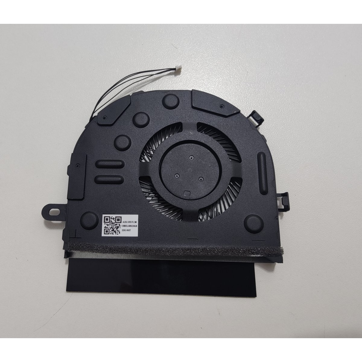 Cooler Fan Ventoinha para Lenovo DC28000JFD0